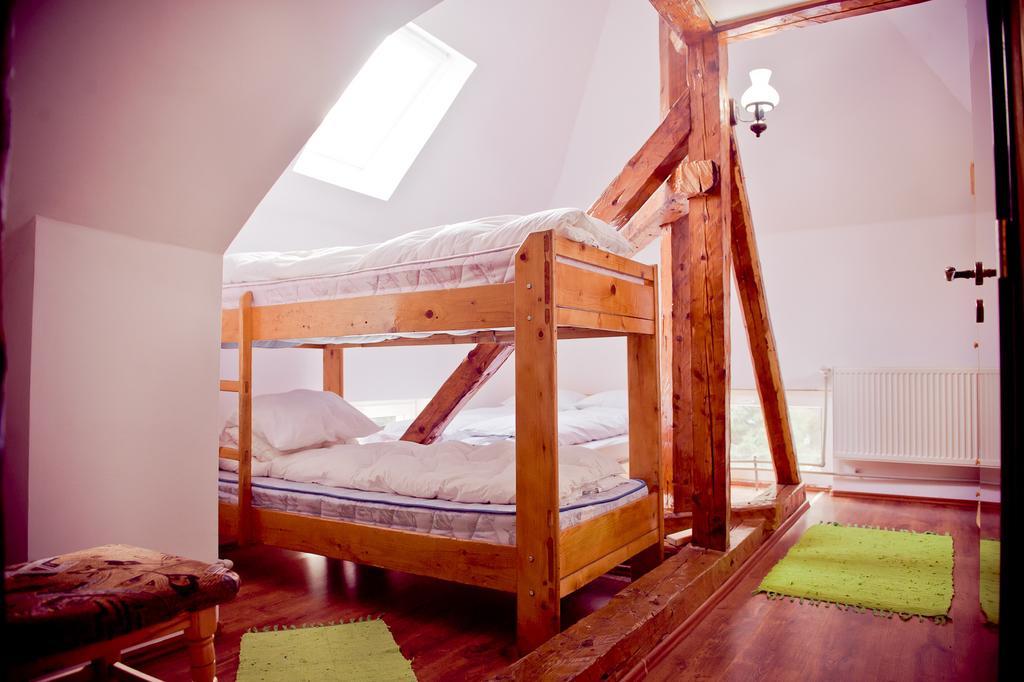 Pension Cabana Cetatile Ponorului Падис Стая снимка